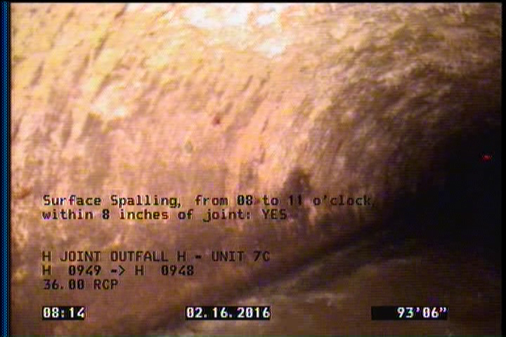 Surface Spalling, from 08 to 11 o'clock, within 8 inches of joint: YES