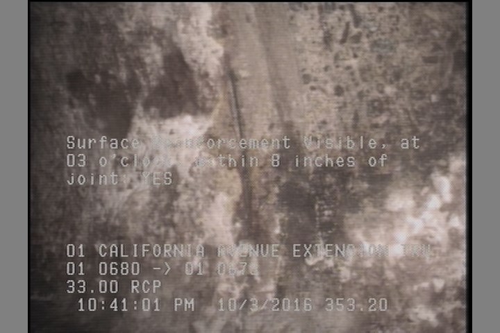 Surface Reinforcement Visible, at 03 o'clock, within 8 inches of joint: YES