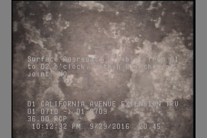Surface Aggregate Visible, from 01 to 02 o'clock, within 8 inches of joint: NO