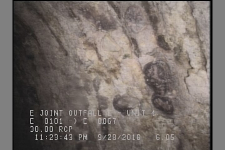 Surface Aggregate Projecting, from 09 to 03 o'clock, within 8 inches of joint: YES, Start