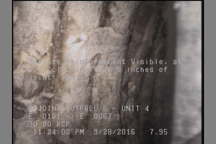 Surface Reinforcement Visible, at 12 o'clock, within 8 inches of joint: YES