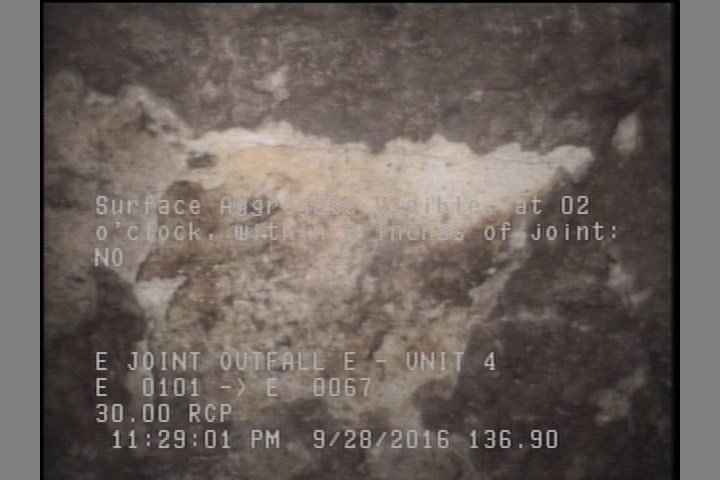 Surface Aggregate Visible, at 02 o'clock, within 8 inches of joint: NO