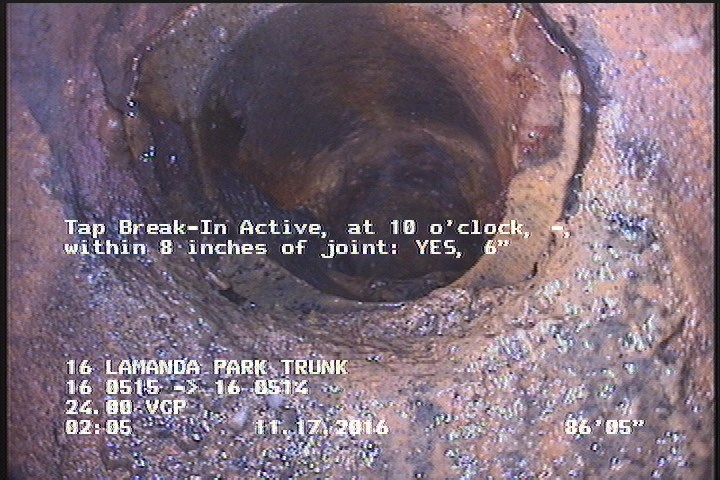 Tap Break-In Active, at 10 o'clock, -, within 8 inches of joint: YES, 6"