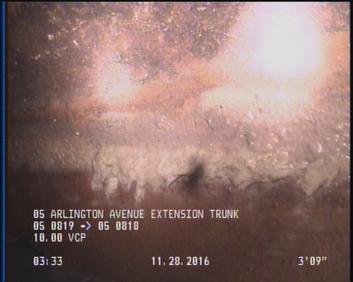 Deposits Attached Grease, 5 %of cross sectional area, from 04 to 08 o'clock, , within 8 inches of joint: YES, Start