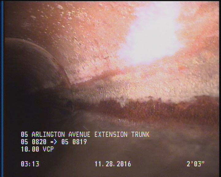 Deposits Attached Grease, 5 %of cross sectional area, from 04 to 08 o'clock, , within 8 inches of joint: YES, Start