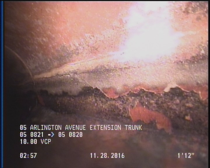 Deposits Attached Grease, 5 %of cross sectional area, from 04 to 08 o'clock, , within 8 inches of joint: YES, Start