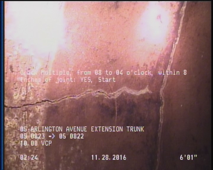 Crack Multiple, from 08 to 04 o'clock, within 8 inches of joint: YES, Start