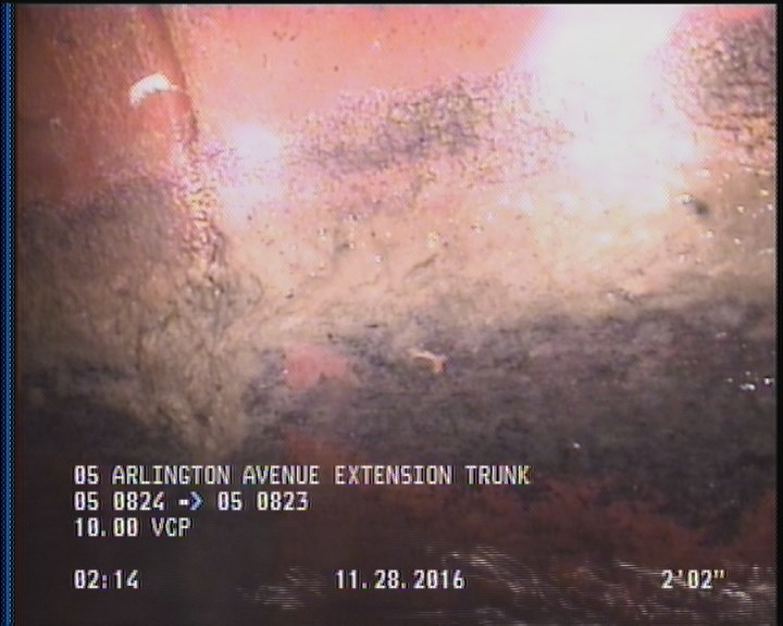 Deposits Attached Grease, 5 %of cross sectional area, from 04 to 08 o'clock, , within 8 inches of joint: YES, Start