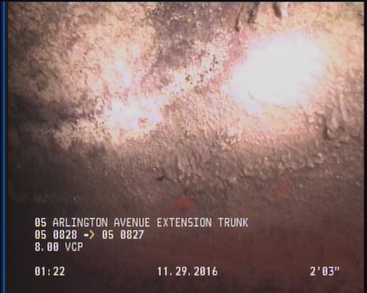 Deposits Attached Grease, 5 %of cross sectional area, from 04 to 08 o'clock, , within 8 inches of joint: YES, Start