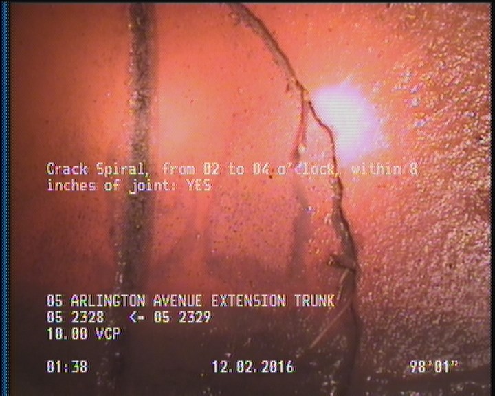 Crack Spiral, from 02 to 04 o'clock, within 8 inches of joint: YES