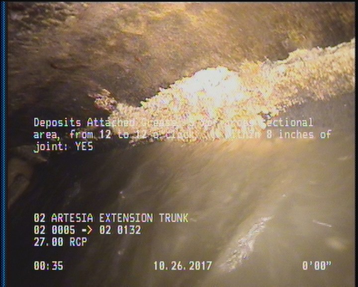 Deposits Attached Grease, 5 %of cross sectional area, from 12 to 12 o'clock, , within 8 inches of joint: YES
