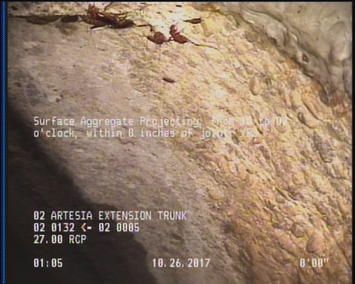 Surface Aggregate Projecting, from 10 to 02 o'clock, within 8 inches of joint: YES
