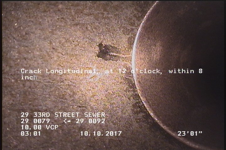 Crack Longitudinal, at 12 o'clock, within 8 inches of joint: YES