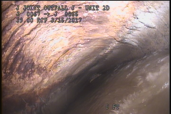 Surface Aggregate Missing, from 10 to 02 o'clock, within 8 inches of joint: YES - SEVERE AGG