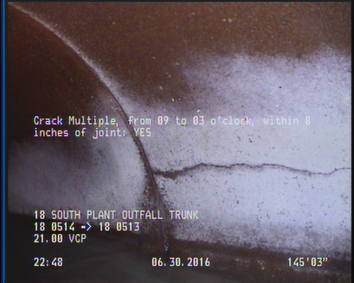 Crack Multiple, from 09 to 03 o'clock, within 8 inches of joint: YES