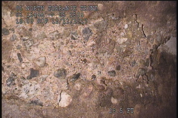 Surface Aggregate Visible, from 11 to 01 o'clock, within 8 inches of joint: YES - SEVERE AGG