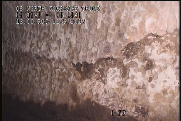 Surface Spalling, from 08 to 04 o'clock, within 8 inches of joint: YES, Start - BLISTERING PEELING CONCRETE