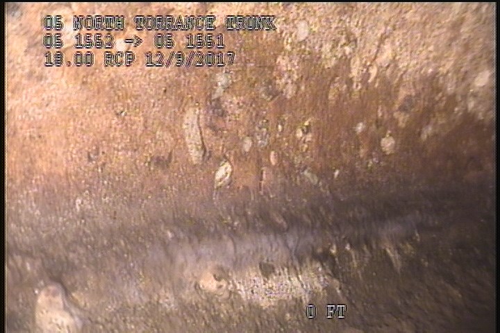 Surface Aggregate Visible, from 08 to 04 o'clock, within 8 inches of joint: YES, Start - SEVERE AGG SPORATIC