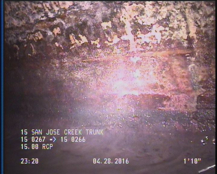 Deposits Attached Grease, 5 %of cross sectional area, from 04 to 08 o'clock, , within 8 inches of joint: YES, Start