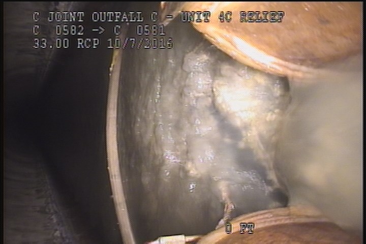 Deposits Settled Other, 5 %of cross sectional area, from 05 to 07 o'clock, , within 8 inches of joint: YES, Start - SLUDGE- RAGS