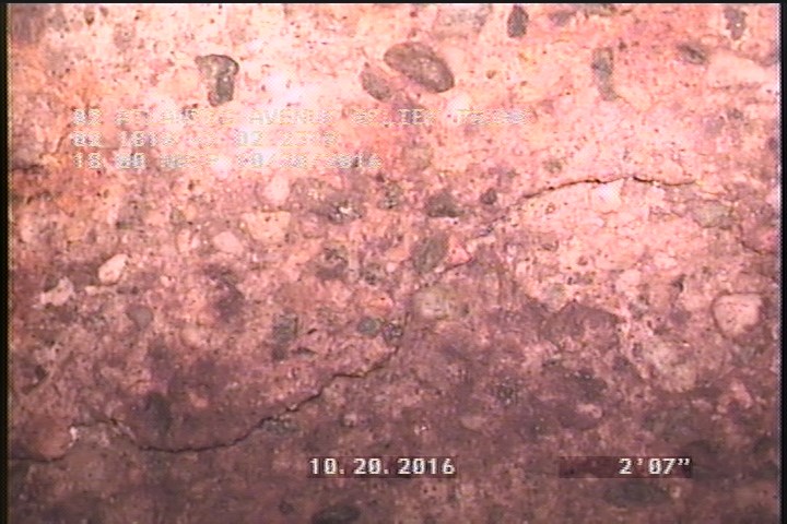 Surface Spalling, from 08 to 04 o'clock, within 8 inches of joint: YES, Start - PEELING CONCRETE-SEVERE AGG ATTACHEC