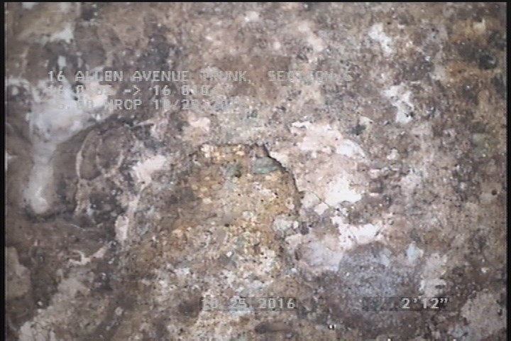 Surface Spalling, from 08 to 04 o'clock, within 8 inches of joint: YES, Start - PEELING CONCRETE