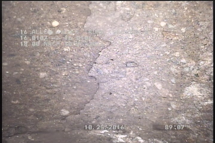 Surface Spalling, from 08 to 04 o'clock, within 8 inches of joint: YES, Start - PEELING CONCRETE SEVERE AGG ATTACHED