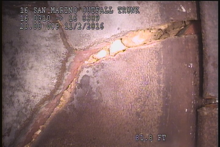 Broken Soil Visible, from 01 to 03 o'clock, within 8 inches of joint: YES - SEVERE FRACTURE