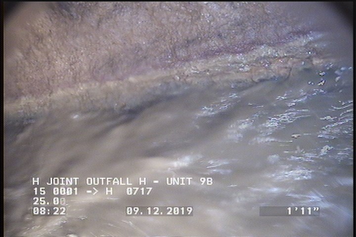 Deposits Attached Grease, 5 %of cross sectional area, from 05 to 07 o'clock, , within 8 inches of joint: YES, Start