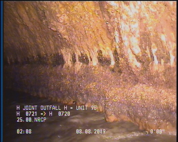 Deposits Attached Grease, 5 %of cross sectional area, from 03 to 09 o'clock, , within 8 inches of joint: YES, Start