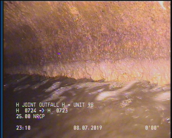 Deposits Attached Grease, 5 %of cross sectional area, from 03 to 09 o'clock, , within 8 inches of joint: YES, Start