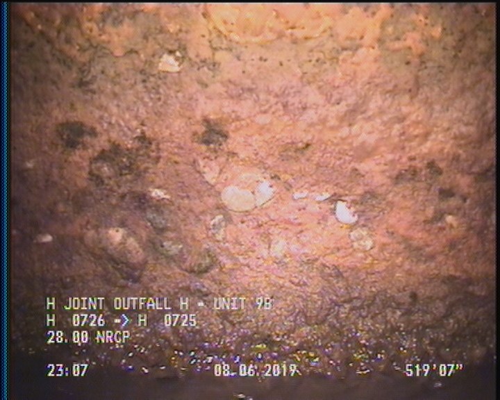 Surface Aggregate Projecting, from 09 to 03 o'clock, within 8 inches of joint: YES, Start