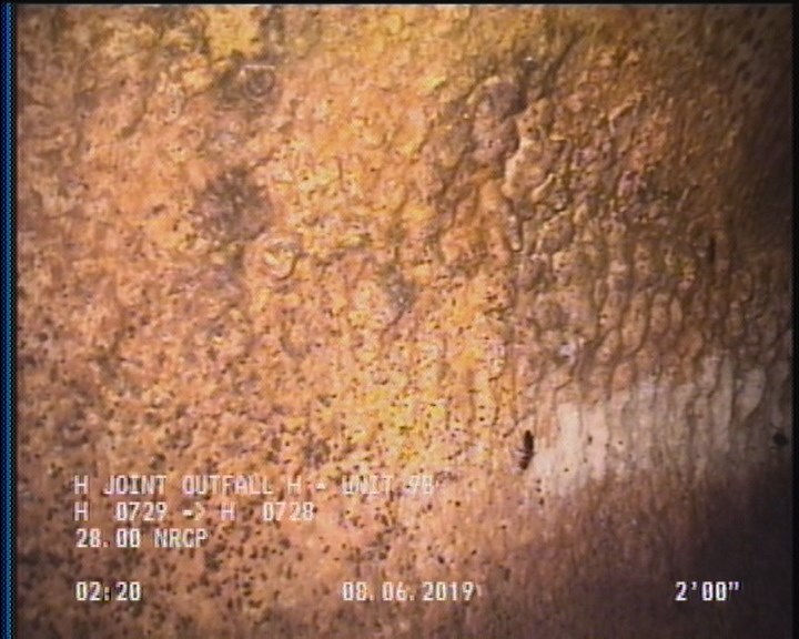 Surface Aggregate Projecting, from 09 to 03 o'clock, within 8 inches of joint: YES, Start