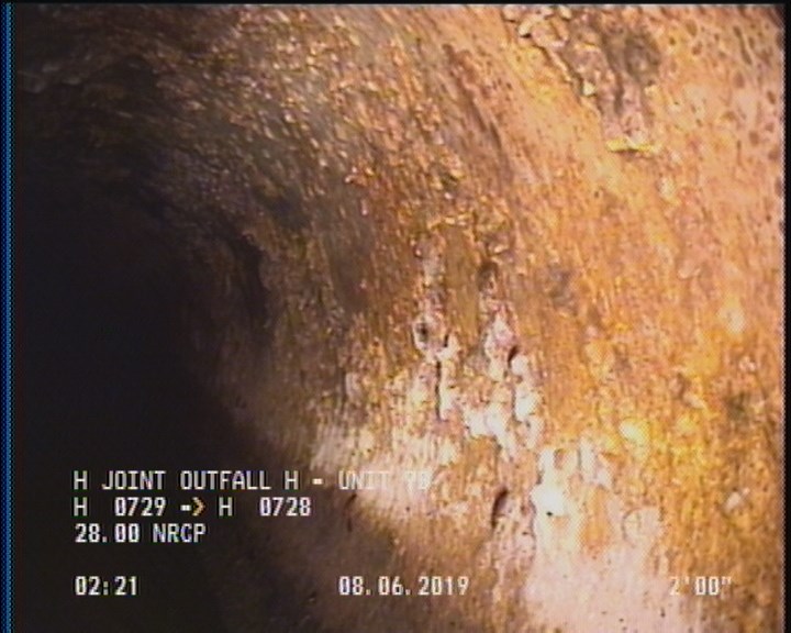 Surface Spalling, from 09 to 03 o'clock, within 8 inches of joint: YES, Start