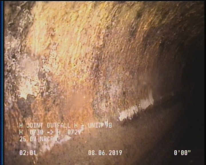 Surface Spalling, from 08 to 04 o'clock, within 8 inches of joint: YES, Start