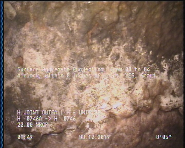 Surface Aggregate Projecting, from 08 to 04 o'clock, within 8 inches of joint: YES, Start