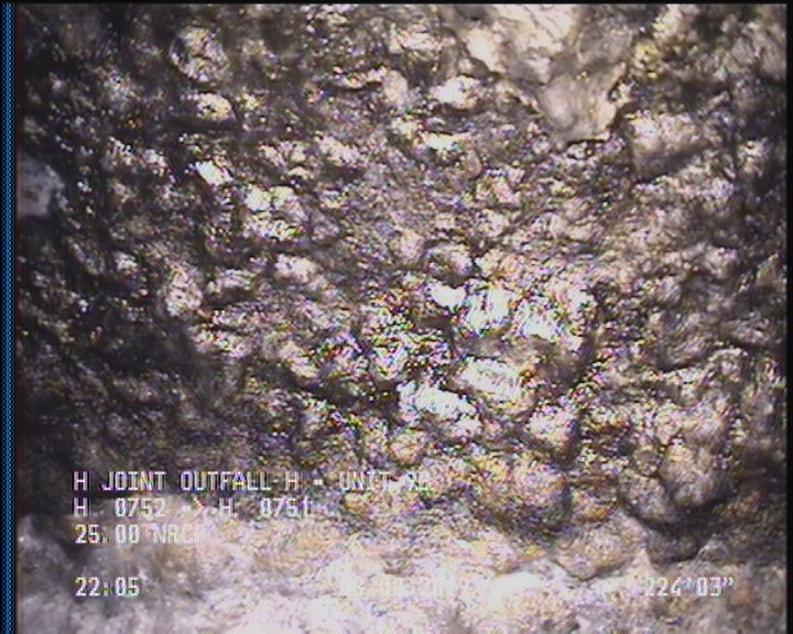 Surface Aggregate Projecting, from 08 to 04 o'clock, within 8 inches of joint: YES, Start