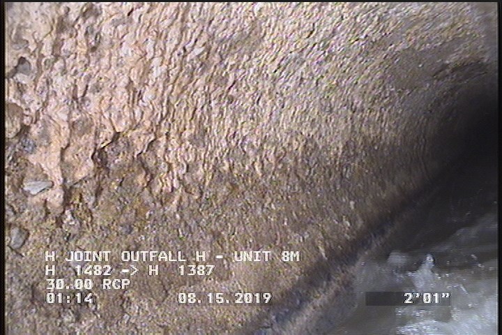 Surface Aggregate Projecting, from 08 to 04 o'clock, within 8 inches of joint: YES, Start