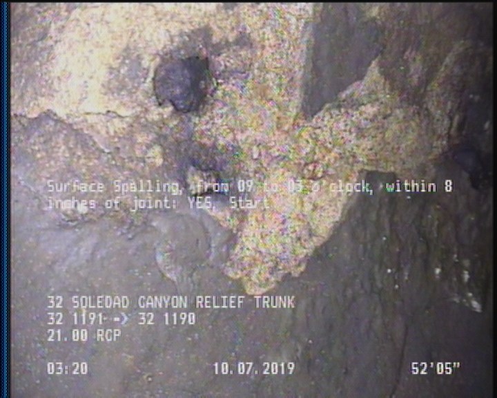 Surface Spalling, from 09 to 03 o'clock, within 8 inches of joint: YES, Start