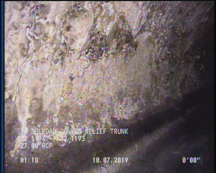 Surface Aggregate Projecting, from 09 to 03 o'clock, within 8 inches of joint: YES, Start