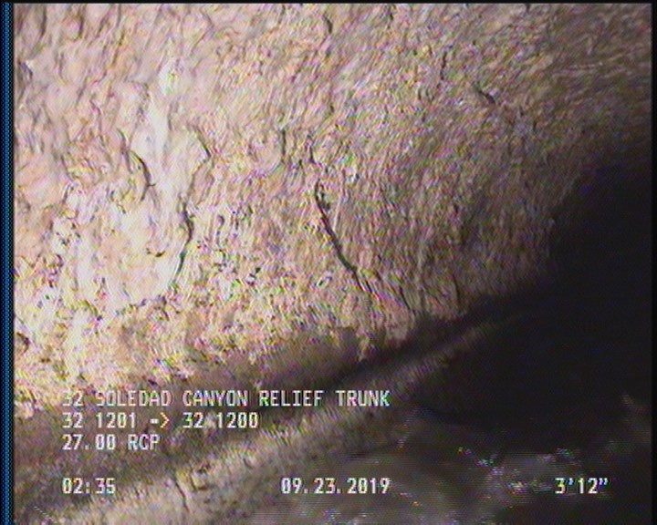 Surface Spalling, from 09 to 03 o'clock, within 8 inches of joint: YES, Start