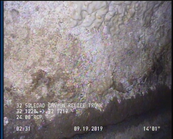 Surface Spalling, from 09 to 03 o'clock, within 8 inches of joint: YES, Start