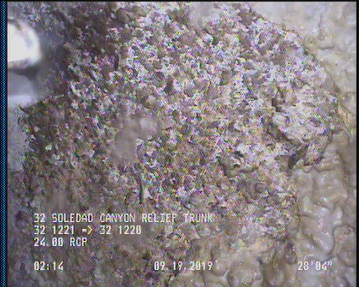 Surface Aggregate Projecting, from 09 to 03 o'clock, within 8 inches of joint: YES, Start