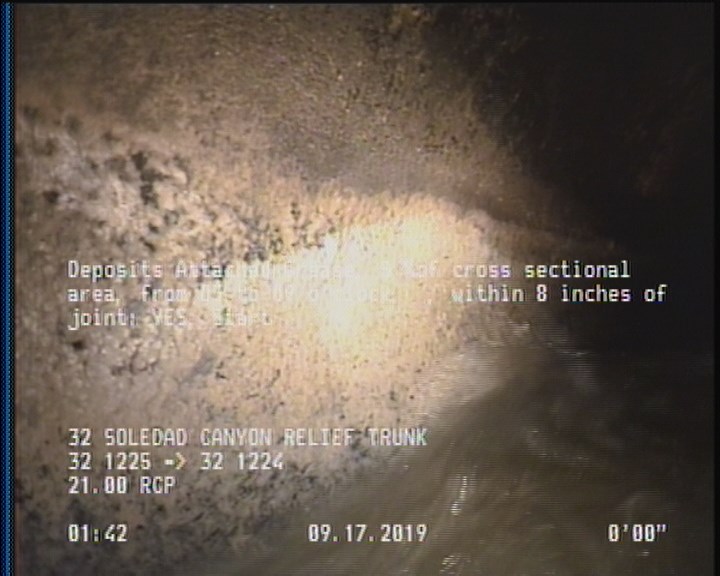 Deposits Attached Grease, 5 %of cross sectional area, from 03 to 09 o'clock, , within 8 inches of joint: YES, Start