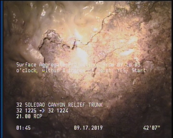 Surface Spalling, from 09 to 03 o'clock, within 8 inches of joint: YES, Start