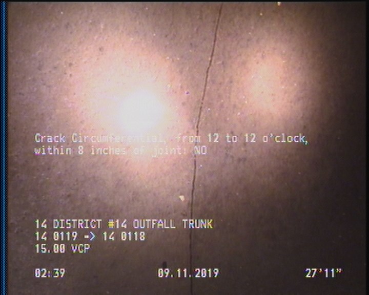 Crack Circumferential, from 12 to 12 o'clock, within 8 inches of joint: NO