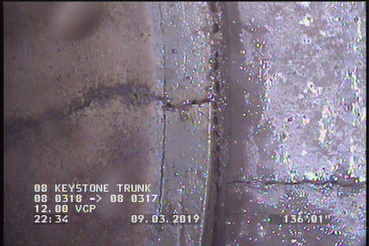 Fracture Multiple, from 08 to 04 o'clock, within 8 inches of joint: YES, Start