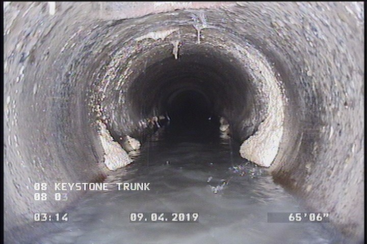 Deposits Attached Grease, 5 %of cross sectional area, from 08 to 04 o'clock, , within 8 inches of joint: YES