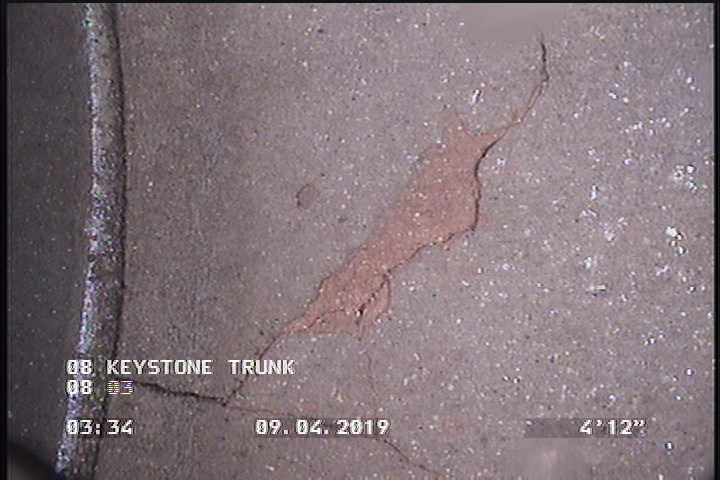 Fracture Multiple, from 08 to 04 o'clock, within 8 inches of joint: YES, Start