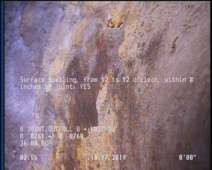 Surface Spalling, from 12 to 12 o'clock, within 8 inches of joint: YES